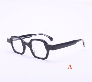 56006      レトロフレームの眼鏡          ZCHA3497