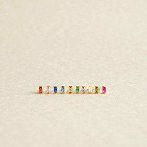 【新作】カラーCZピアス　(pierced earrings)「2022新作」