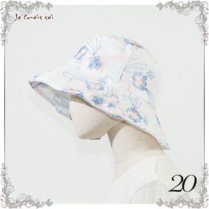 花柄刺繍帽子　夏に最適な　綿素材使用帽子
