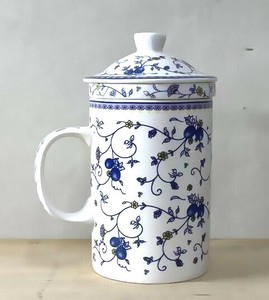 5.5”　茶こし付　マグカップ　唐草