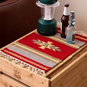 【キャンプで映える】手織りウールのキリム テーブルマット 約32×45cm 「イーシュ」レッド
