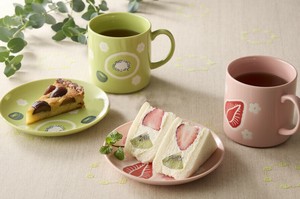【在庫限り特価】モエダン　ペア＆プレートペア【日本製　美濃焼】（磁器　フルーツ　マグカップ　ギフト）
