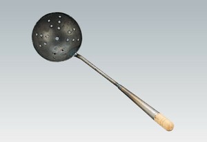 鉄 穴明中華お玉