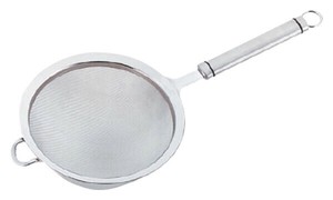 シェフランド キッチンストレーナー 15cm 9981-282【粉ふるい・柄付きザル】