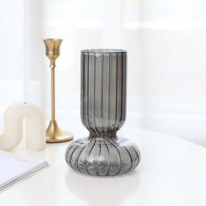 創造的なガラスの花瓶 YMA1133