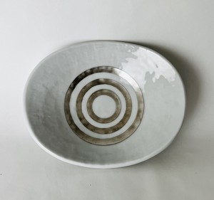 銀三丸紋オーバル小鉢皿