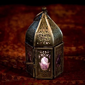 モロッコスタイルの透かし彫りLEDキャンドルランタン〔ロウソク風LEDキャンドル付き〕 - ハムサ 約11cm×6c
