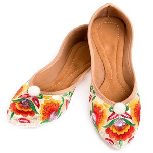 Embroidery Flat Shoes