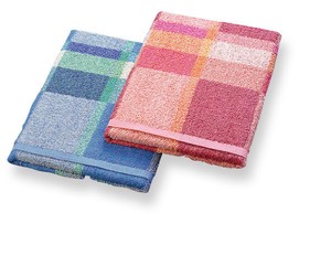 Checkered Bathing Towel