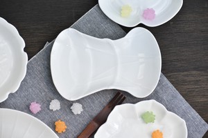 Mini Dish White Porcelains Japanese Plates Mini Dish Made in Japan Mino Ware Modern
