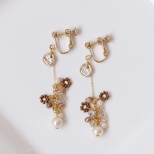 Clip-On Earrings Gold Post Volume Cotton