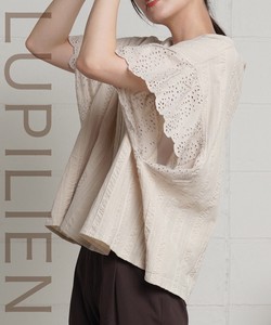 Button-Up Shirt/Blouse Frilly