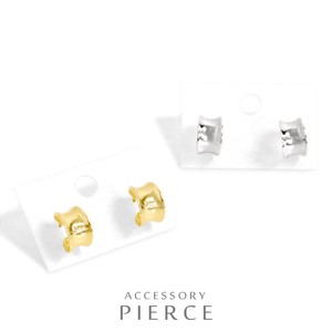 Pierced Earringss Design M