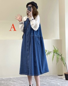 新作刺繍花デニムのベストスカート             ZCHA1772