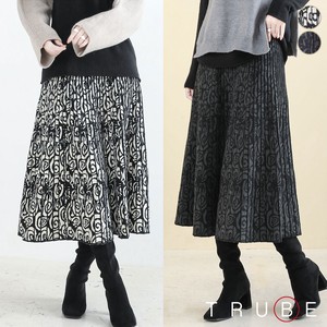 2 Floral Pattern Pleats Knitted Skirt 3 4 1 Size 1