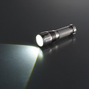 防水LEDズームライト SPARKLED ZOOM 130lm