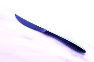 【燕三条】【日本製】XM-7(18-8) アルビ イオンプレーティング ブルー デザートナイフ(共柄) 波刃