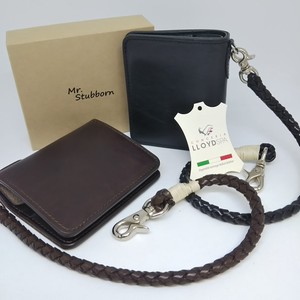 Bifold Wallet Cattle Leather Shoulder Made in Japan