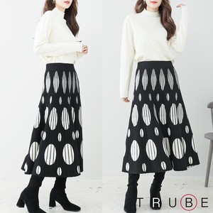 2 Mix Dot Jacquard Knitted Skirt 3 4 6 4 Size 1