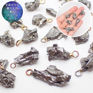 Gemstone Pendant Size S 1-pcs Made in Japan