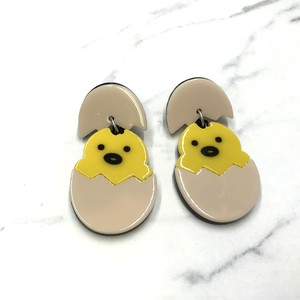 Clip-On Earrings Chick