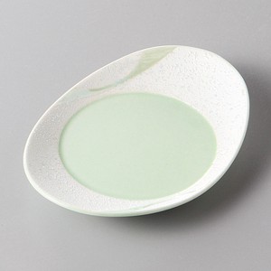 食器 有田焼 流水ラスター楕円小皿（緑） TOKI
