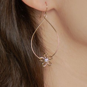 Clip-On Earrings Gold Post Earrings Flower Jewelry Made in Japan