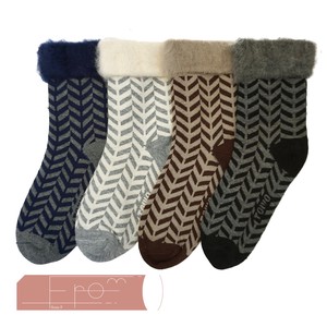 22 Ladies Fluffy Socks Herringbone