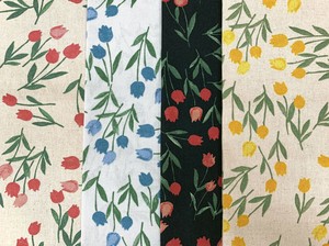 【SALE】〈生地〉4色展開 綿麻キャンバス チューリップ柄 language of flowers 日本製 B柄