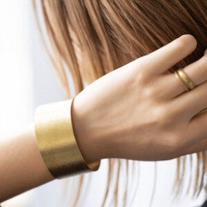 Gold Bracelet Bangle 3cm Made in Japan