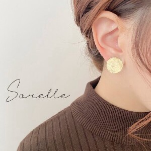 Pierced Earringss Design Made in Japan