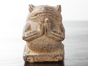 お祈り フラワー カエル お香立て 蛙 石彫り 彫刻