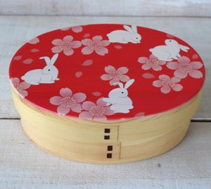 ☆桜とうさぎ・艶やかな色合い！【japan-style painting WA・和】曲げわっぱ一段弁当箱　桜とうさぎ　艶赤