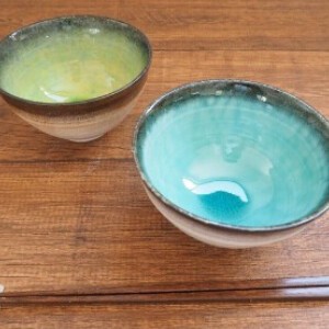 【スカイ・ヒワ・グリーン】茶碗大(茶漬碗)/2色（美濃焼・日本製・陶磁器）