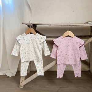 フラワーTシャツ ルーズパンツ 2ピースセット セット　べビー　新生児　キッズ　子供服