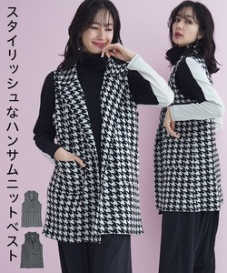 2 3 Houndstooth Attached Knitted Long Vest 3 6 11 7