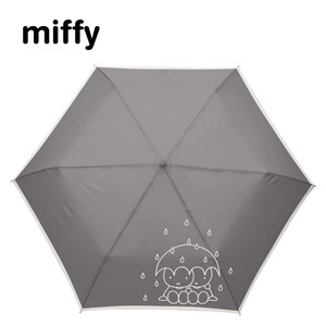 ◆2023新作◆【miffy】婦人用耐風折雨傘☆雨の日のミッフィー☆55cm☆