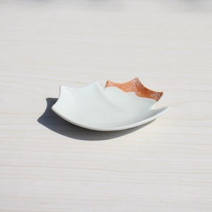 アイボリーオレンジ 宝船手塩皿  醤油皿 薬味皿 豆皿 [日本製/有田焼/和食器]
