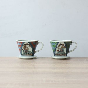 南蛮人コーヒーカップ カップアンドソーサー 三つ足様式    [日本製/有田焼/コーヒー用品]