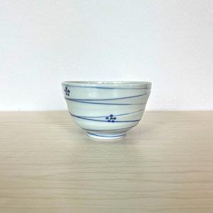 梅渦飯碗 ネイビー 青  アウトレット  [日本製/有田焼/茶碗]