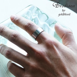 【アクセサリー】ステンレススチールST8mmプレートリング指輪／Brodiaea by goldblood