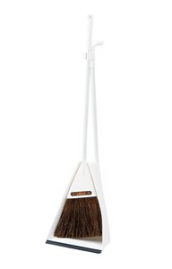 Broom/Dustpan White Bird