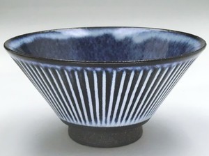 陽だまり　飯碗　青均窯　【日本製　美濃焼】（陶器　磁器　飯碗　茶碗）