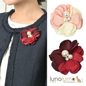 Corsage Pearl Flower Sparkle Formal Ladies' Brooch