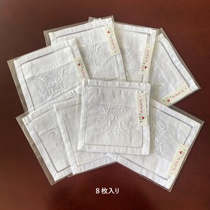 訳ありセール・8枚入り・刺繍入り　ラベンダーバッグ・ハミングバード・コースター