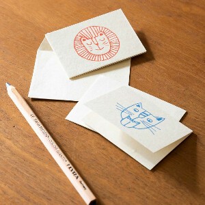 【フェアトレード】手漉き紙のミニグリーティングカード（2枚セット）