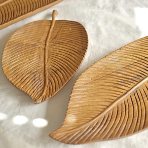 チークリーフプレート　プレート　木製　お皿　天然チーク　バリ　ハンドメイド 　/　Wood Collection