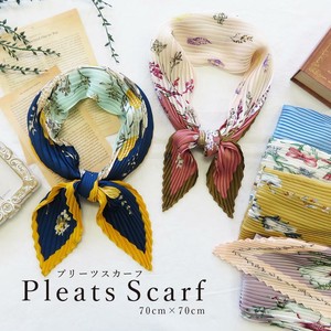 Thin Scarf Pleated