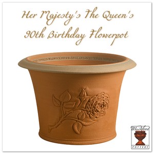 ウィッチフォード テラコッタ 植木鉢 《女王陛下90歳のバースデー》エリザベス　2023新入荷