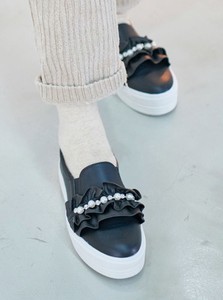 Low-top Sneakers Pearl Slip-On Shoes